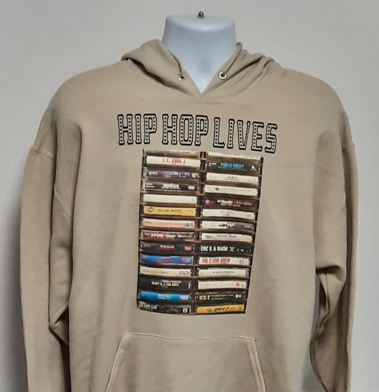 HIP HOP LIVES